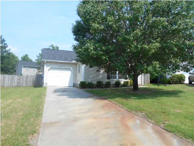 This Goose Creek SC Home for sale is just so pretty!