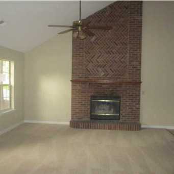 Great deal on this Summerville  SC home for sale!